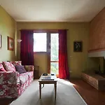 Frank Lloyd Wright-inspired In Tuscany Дом отдыха *
