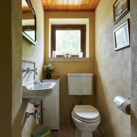 Frank Lloyd Wright-inspired In Tuscany Σπίτι διακοπών